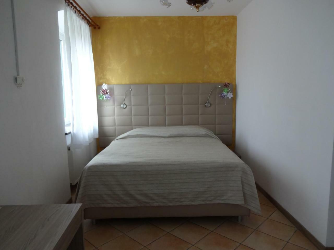 Fedrig Private Rooms & Apartment Kobarid Kültér fotó